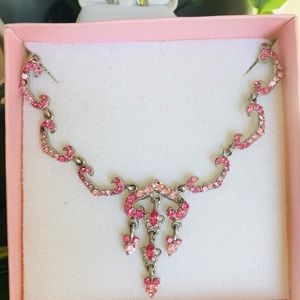 💎FREE w/ purchase! Pink Chandalier Necklace
